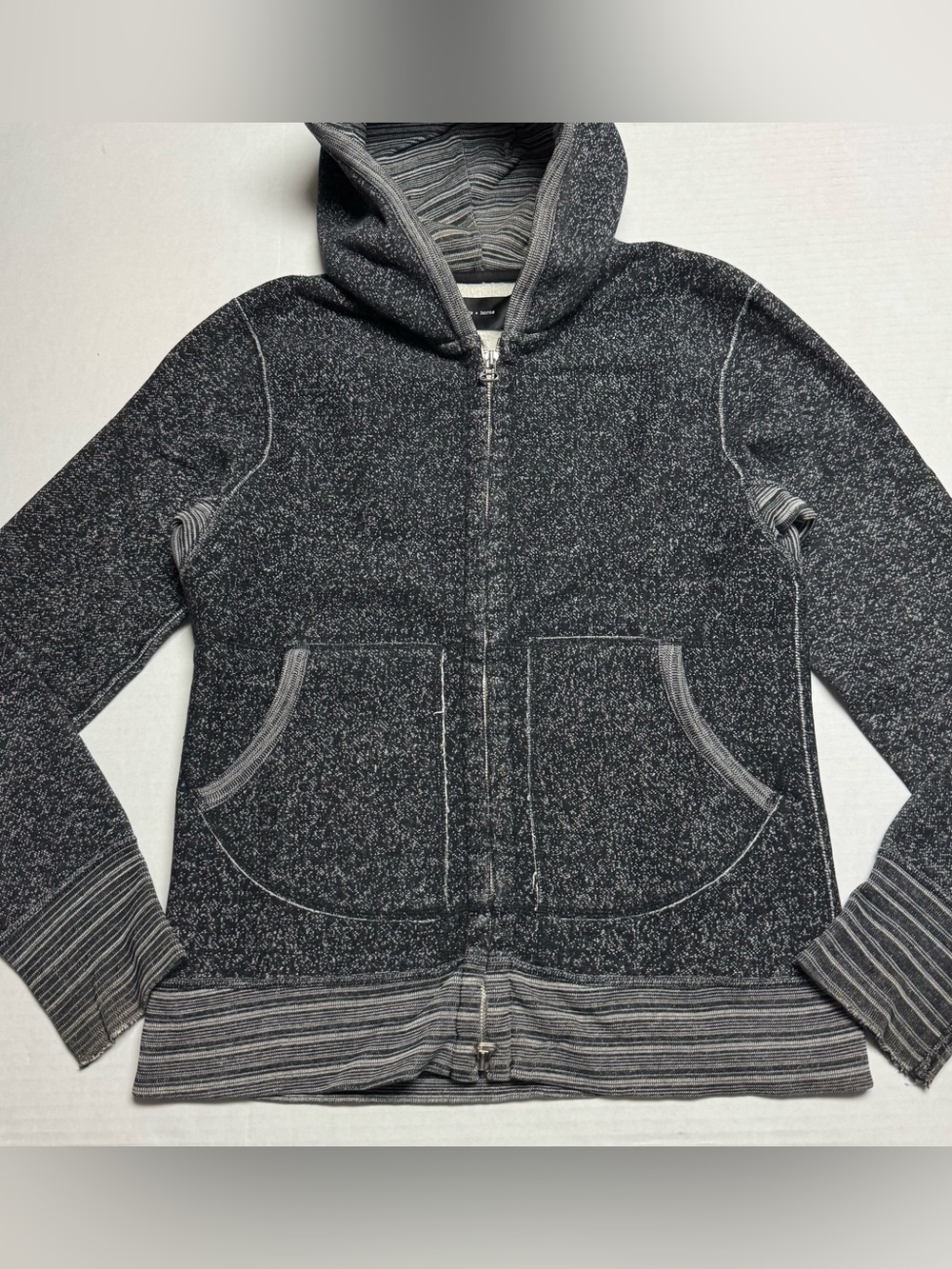 Wings + Horns Slim Fit Tiger Fleece Two-Way Zip Hoodie Size: M Damaged Cuffs